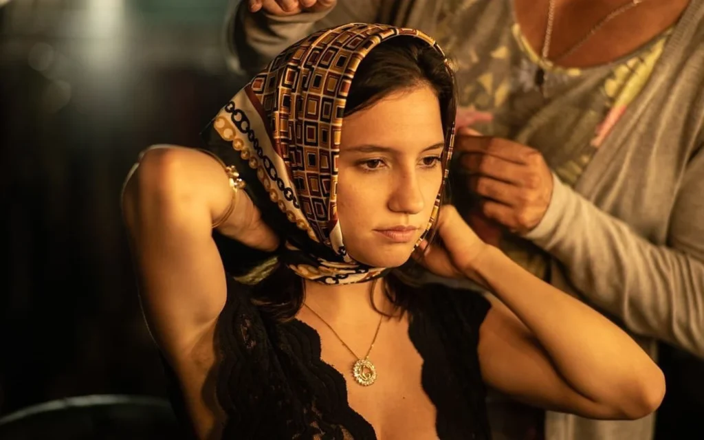 quem é Lorena Comparato: prime-video-impuros-lorena-comparato-geise-0204