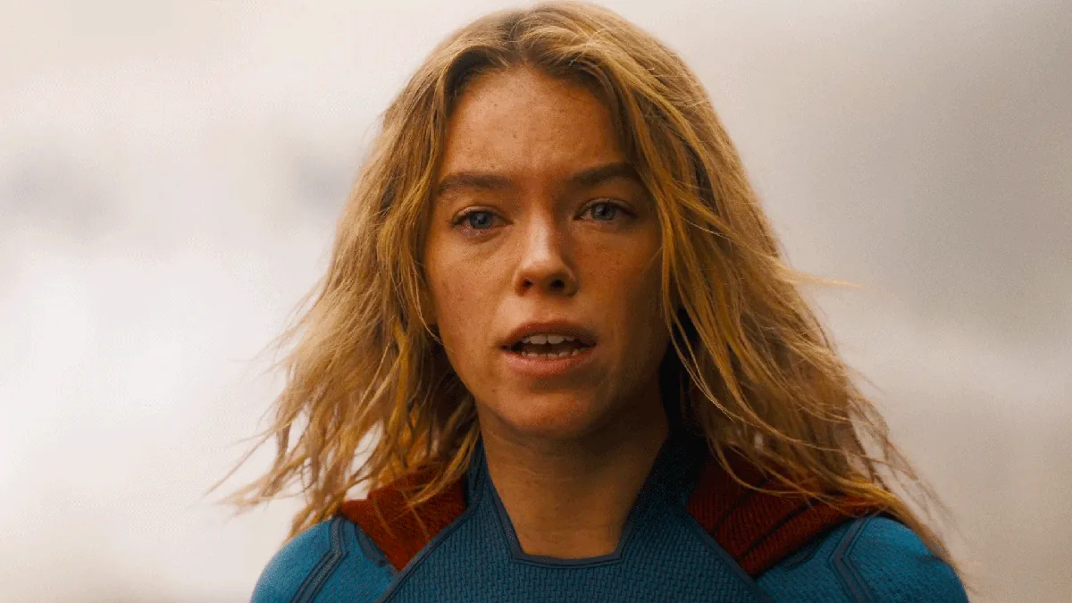 Rosto de Milly Alcock como Kara Zor-El no filme Supergirl
