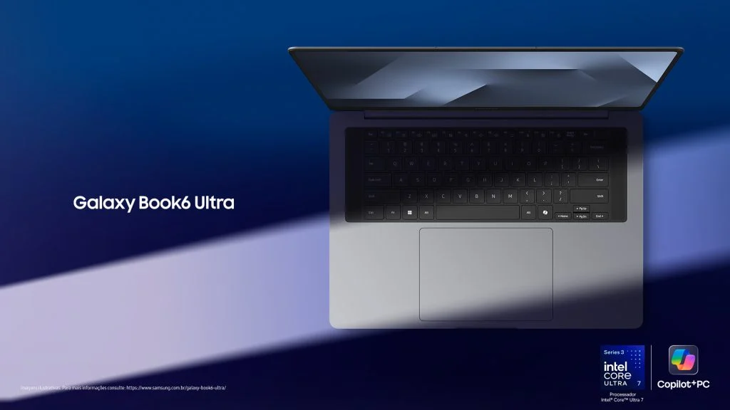 Galaxy Book6 Ultra visto de cima com acabamento grafite