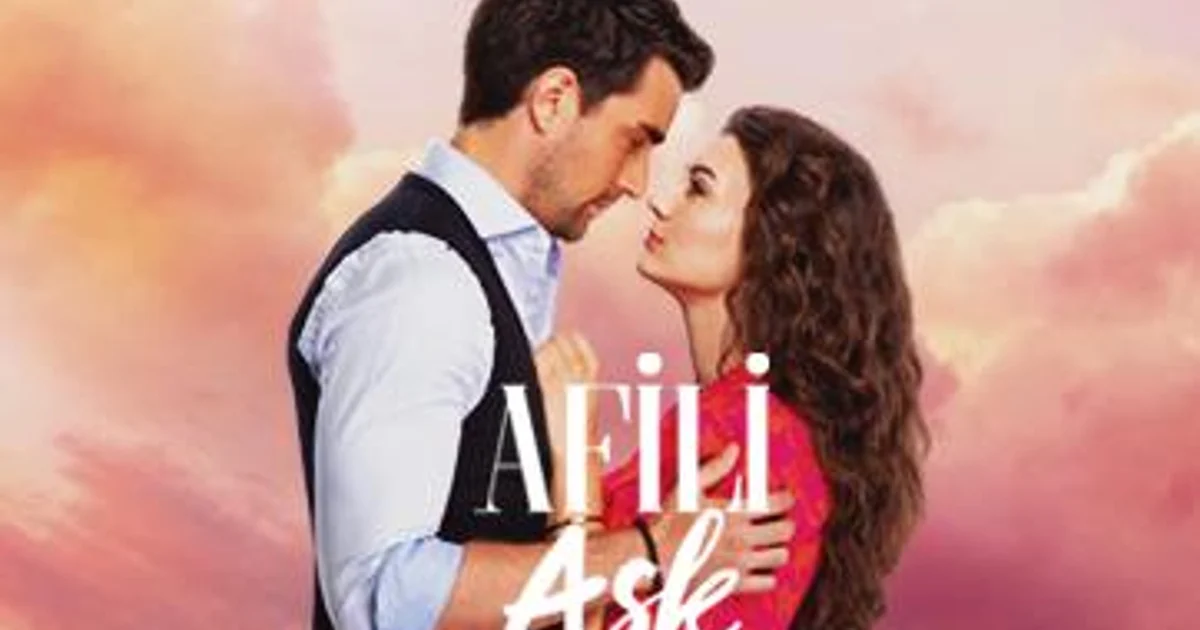 Burcu Özberk e Çağlar Ertuğrul como Ayşe e Kerem em Armadilha do Amor