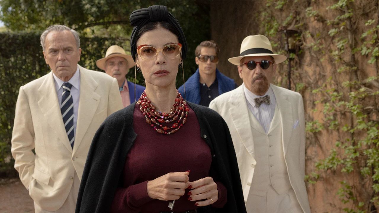 Personagens de O Problema Final reunidos durante a investigação