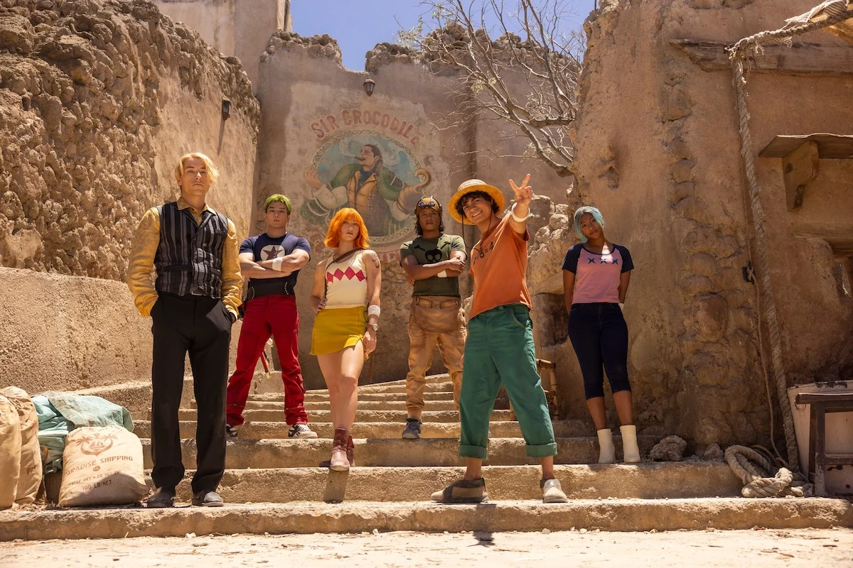 Luffy, Vivi, Nami, Zoro, Usopp e Sanji em Alabasta no live-action de One Piece