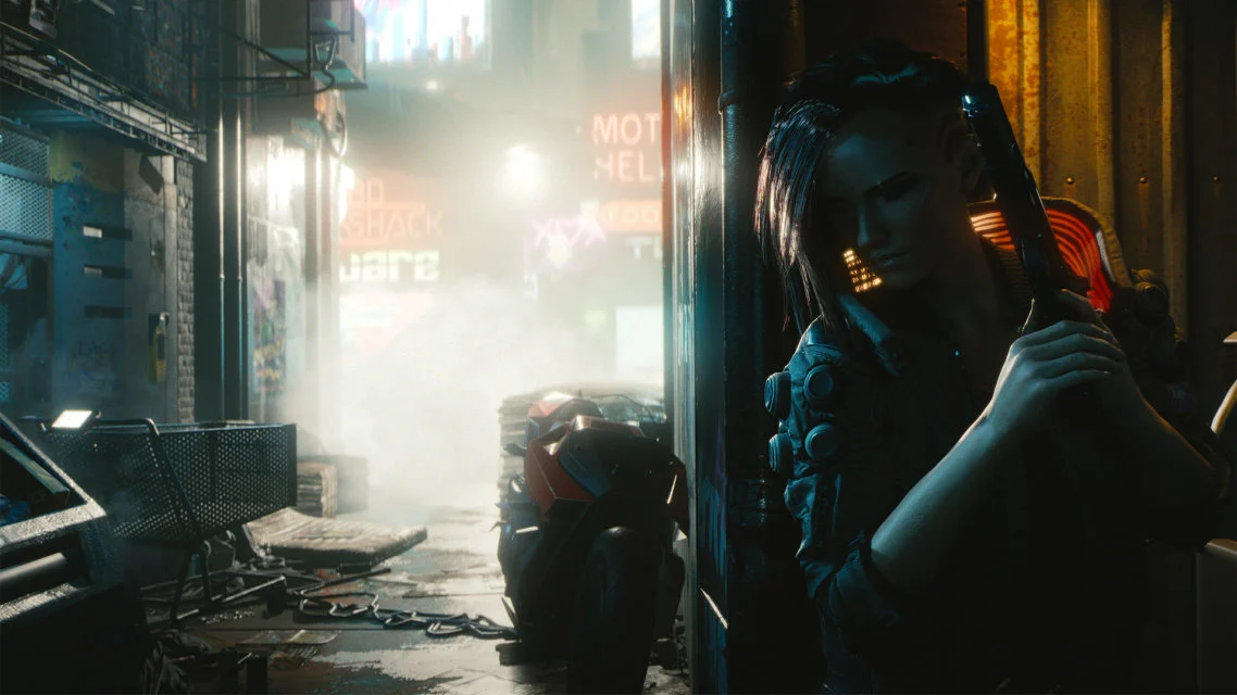 V armado em um beco de Night City em Cyberpunk 2077