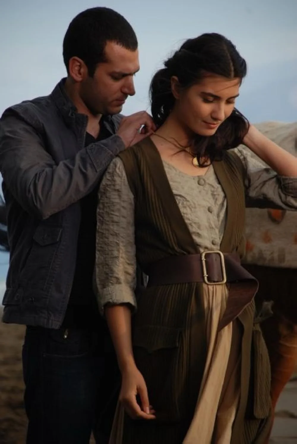 Tuba Büyüküstün e Murat Yıldırım em Asi