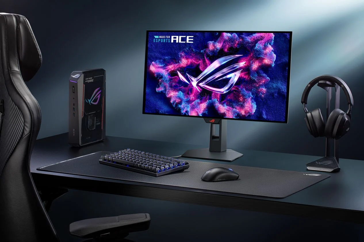 Monitor ASUS ROG Swift OLED PG259QWS Ace em um setup gamer