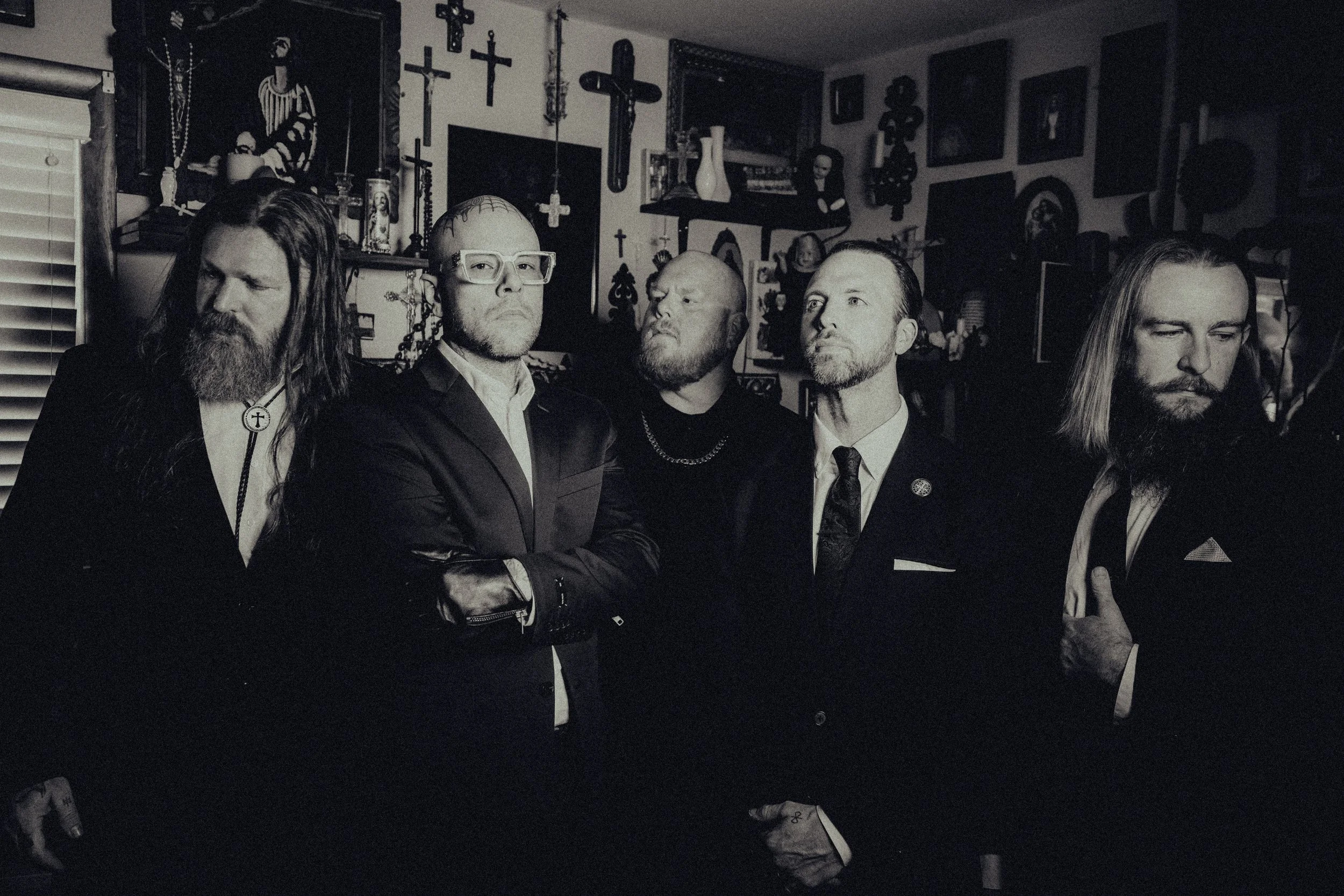 Integrantes da banda americana Demon Hunter reunidos