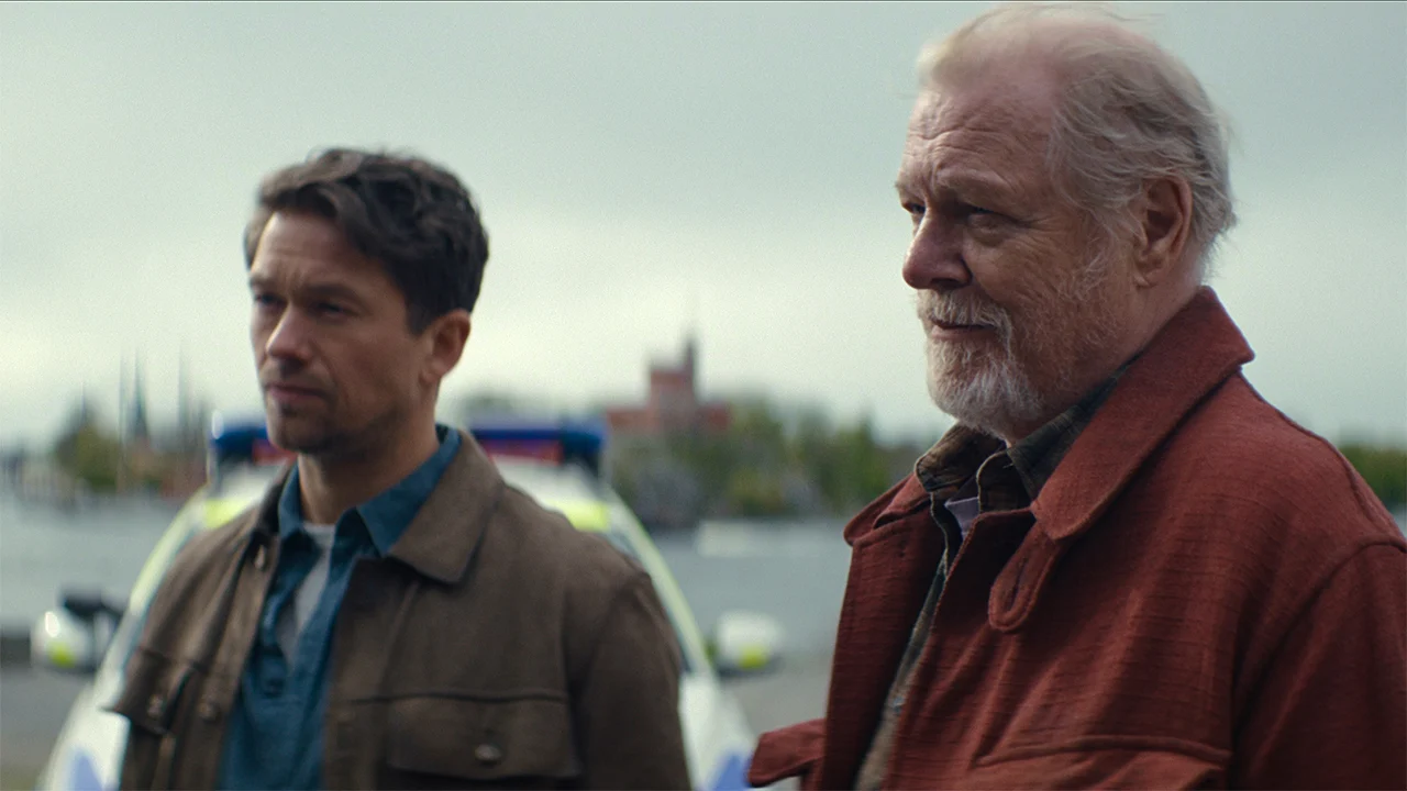 Thomas e Alfred em Sacrifício de Sangue, série da Netflix ambientada em Estocolmo