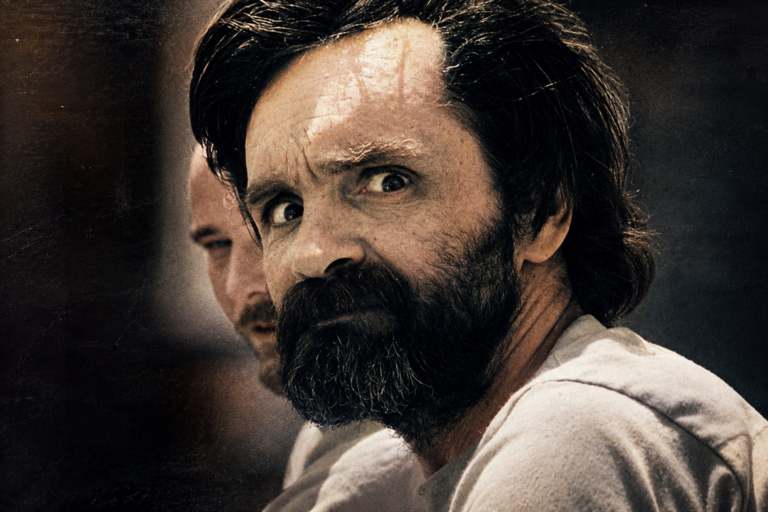 Conversando com um Serial Killer: A Mente de Charles Manson é história real? Entenda o caso