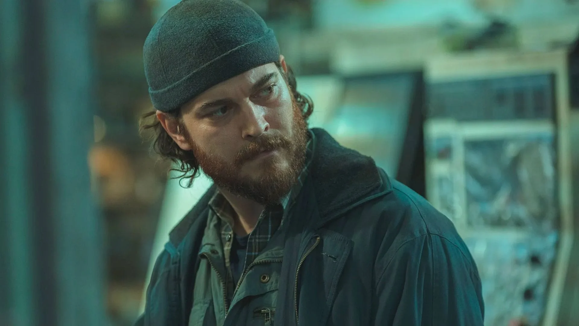 Çağatay Ulusoy como Gökhan na série Kübra da Netflix