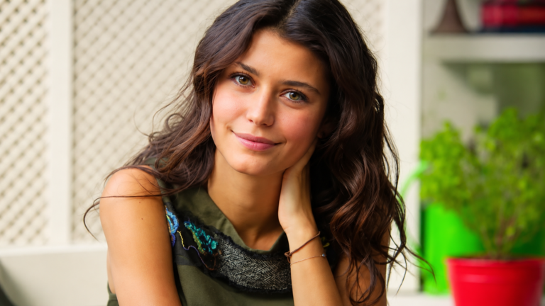 Ela é Fatmagül e Bihter: conheça Beren Saat, uma das maiores estrelas das novelas turcas