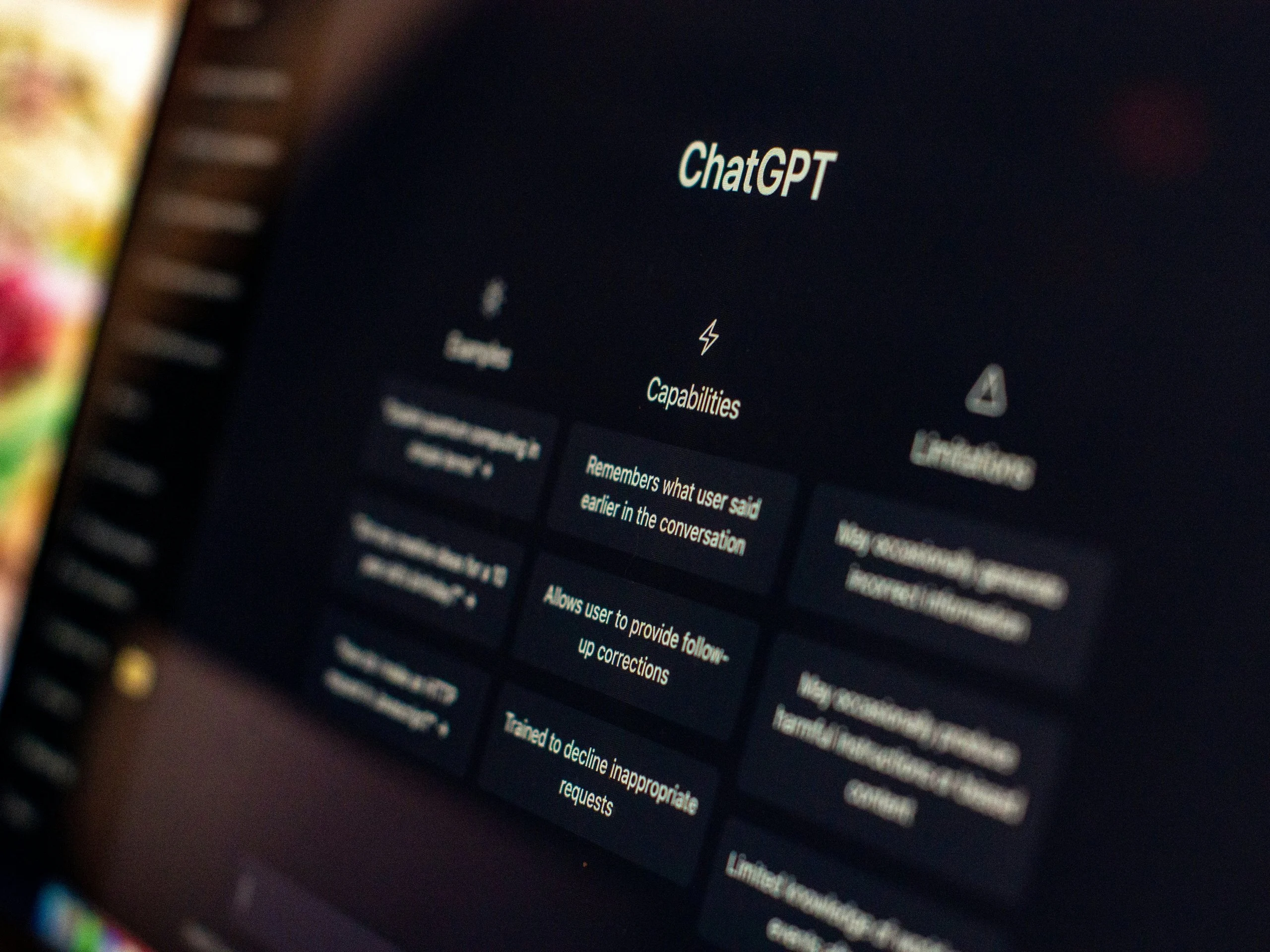 ChatGPT caiu: OpenAI confirma falha que travou login e bloqueou acesso às conversas