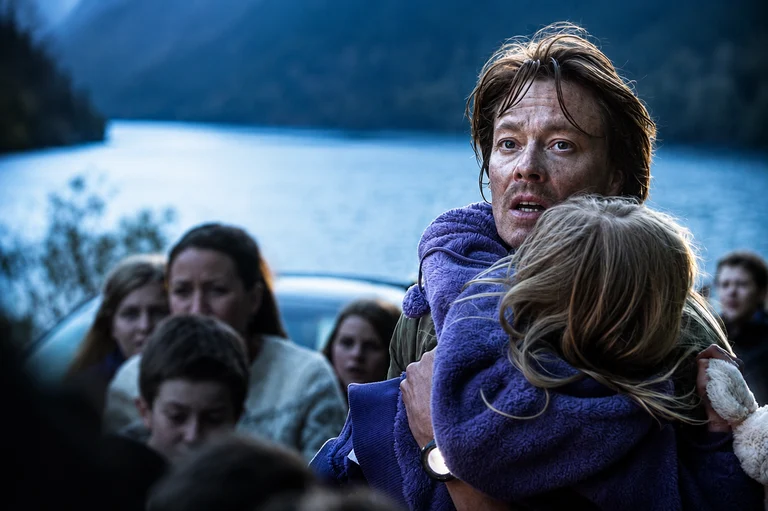 Filme nº 1 da Netflix dá apenas 10 minutos para uma cidade fugir de um tsunami