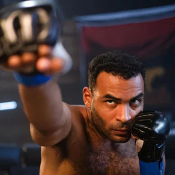 Furia-serie-ambientada-no-universo-do-MMA-estreia-na-Netflix