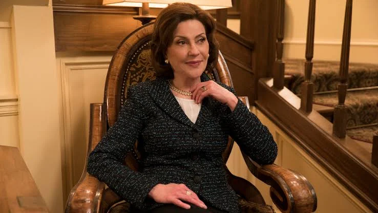 Kelly Bishop vive Emily Gilmore