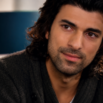 Se você gostou de Tahir em Meu Nome é Farah, prepare-se para conhecer o outro grande papel de Engin Akyürek