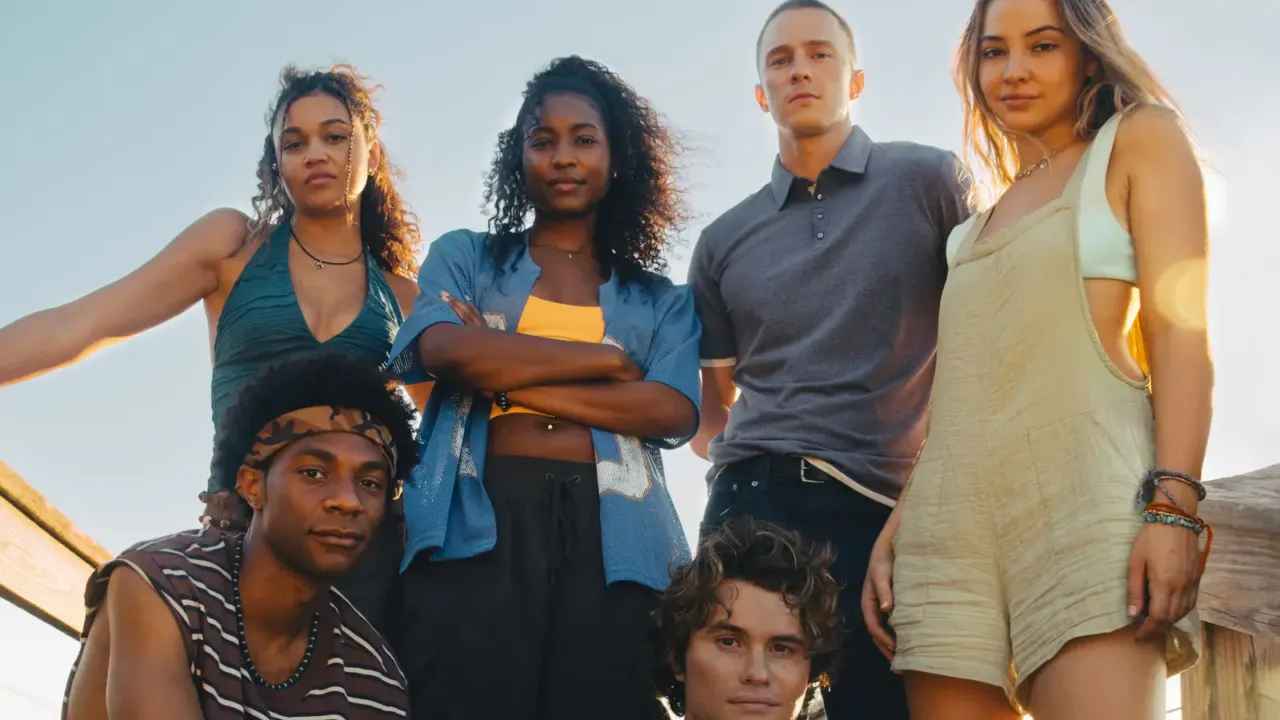 Terminou Outer Banks? 7 séries da Netflix para quem já sente falta dos Pogues