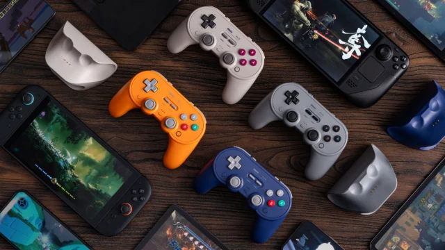 Pro 3 combina analógicos simétricos, TMR e compatibilidade ampla — Foto: 8BitDo/Divulgação