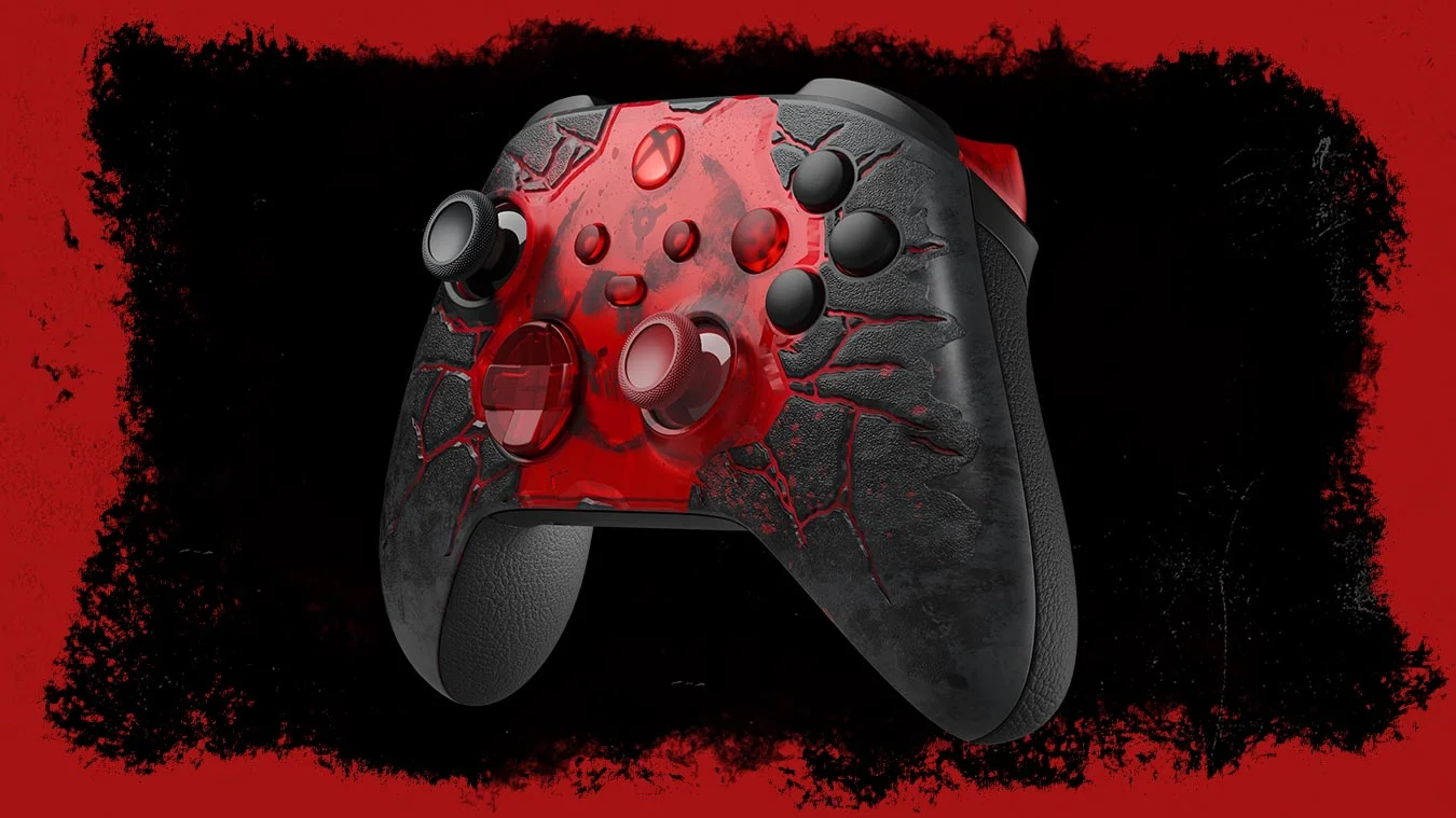 Controle de Gears E-Day para Xbox, com carcaça preta rachada e acabamento vermelho, visto em ângulo