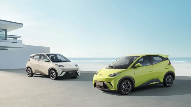 BYD Dolphin Mini elétrico em imagem oficial da fabricante