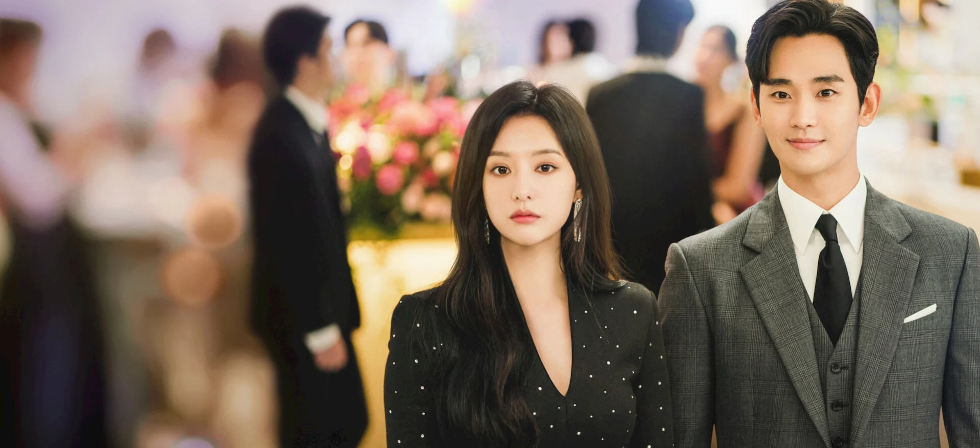 Kim Soo-hyun e Kim Ji-won em Rainha das Lágrimas