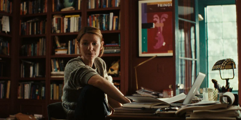 Claire Danes interpreta Aggie Wiggs em cena externa de O Monstro em Mim