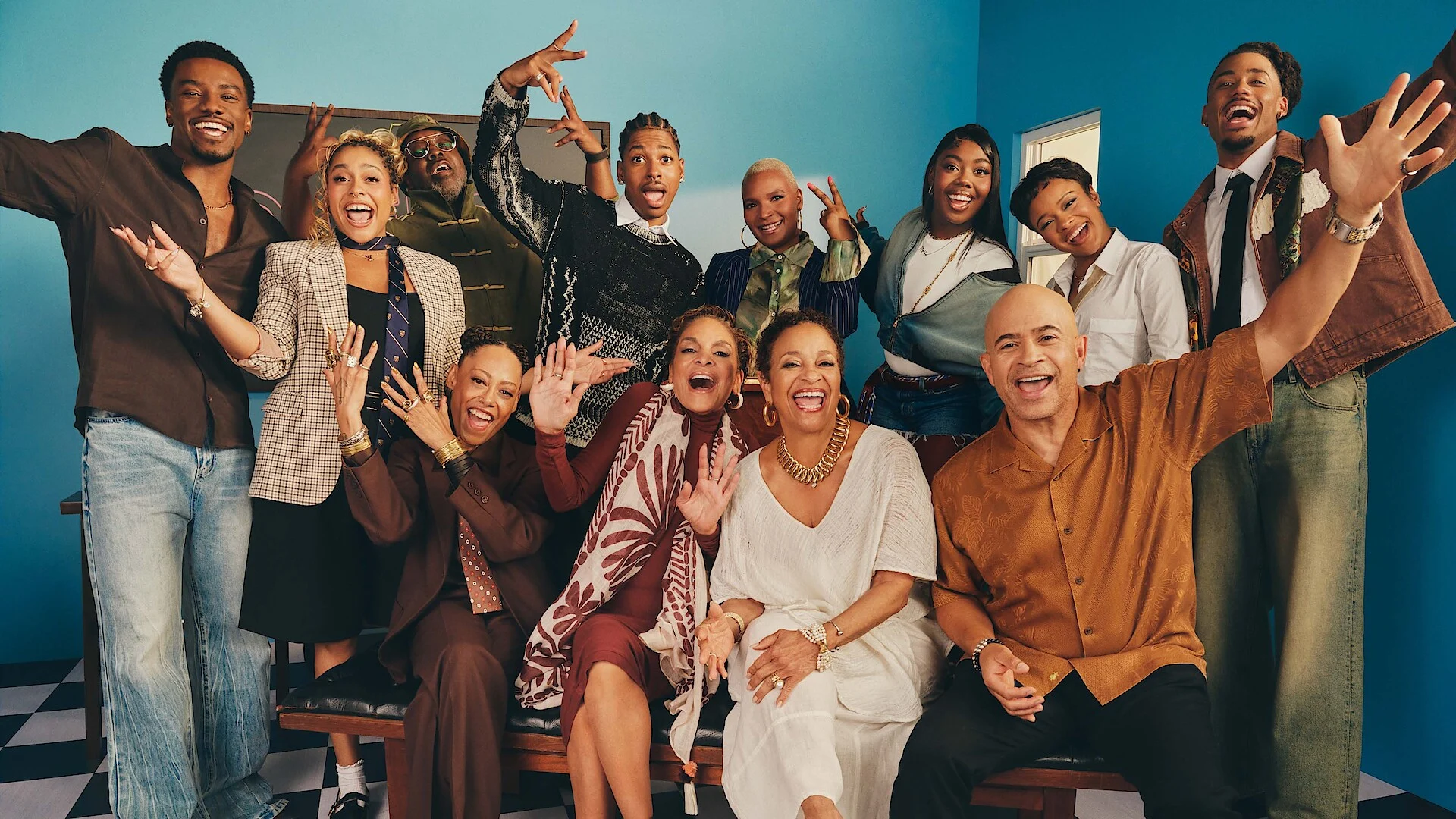 Elenco original e nova geração de Um Mundo Diferente reunidos