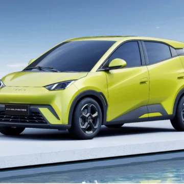 Carro elétrico precisa de revisão? Veja o que realmente é trocado
