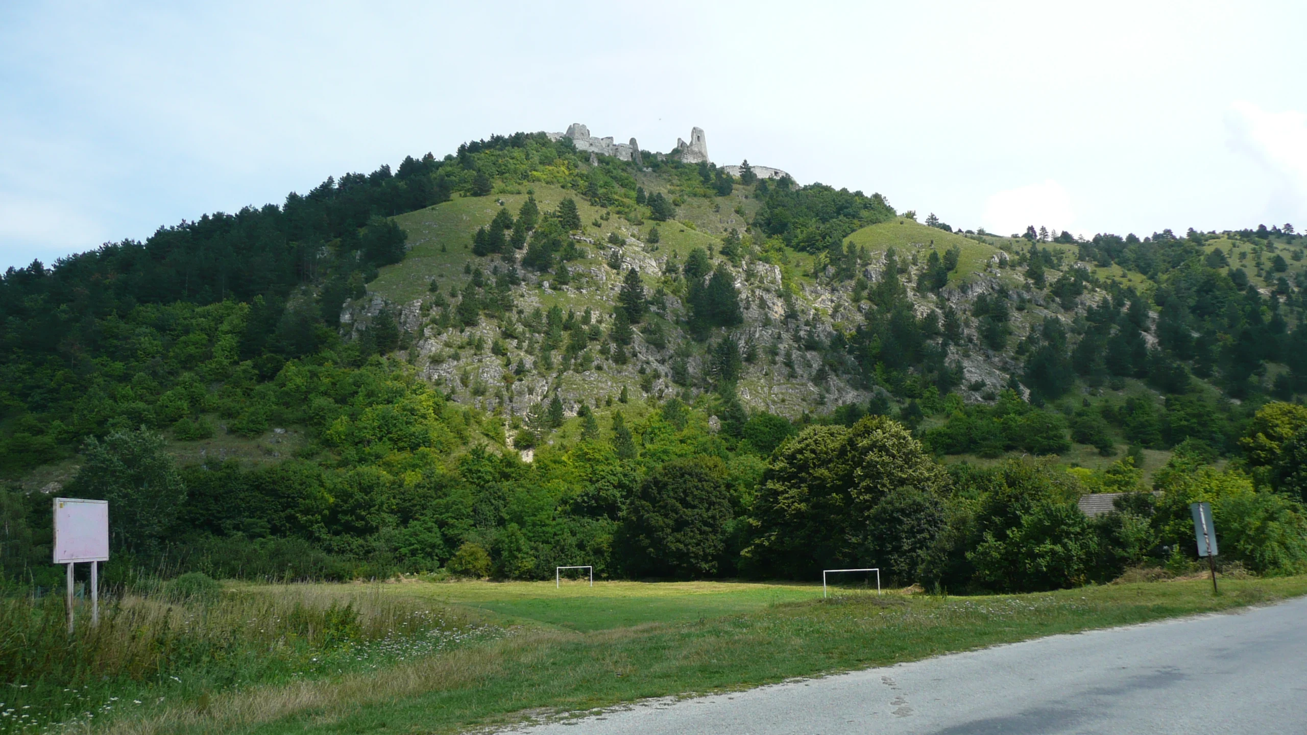 Castelo de Čachtice na Eslováquia, associado à história de Elizabeth Báthory