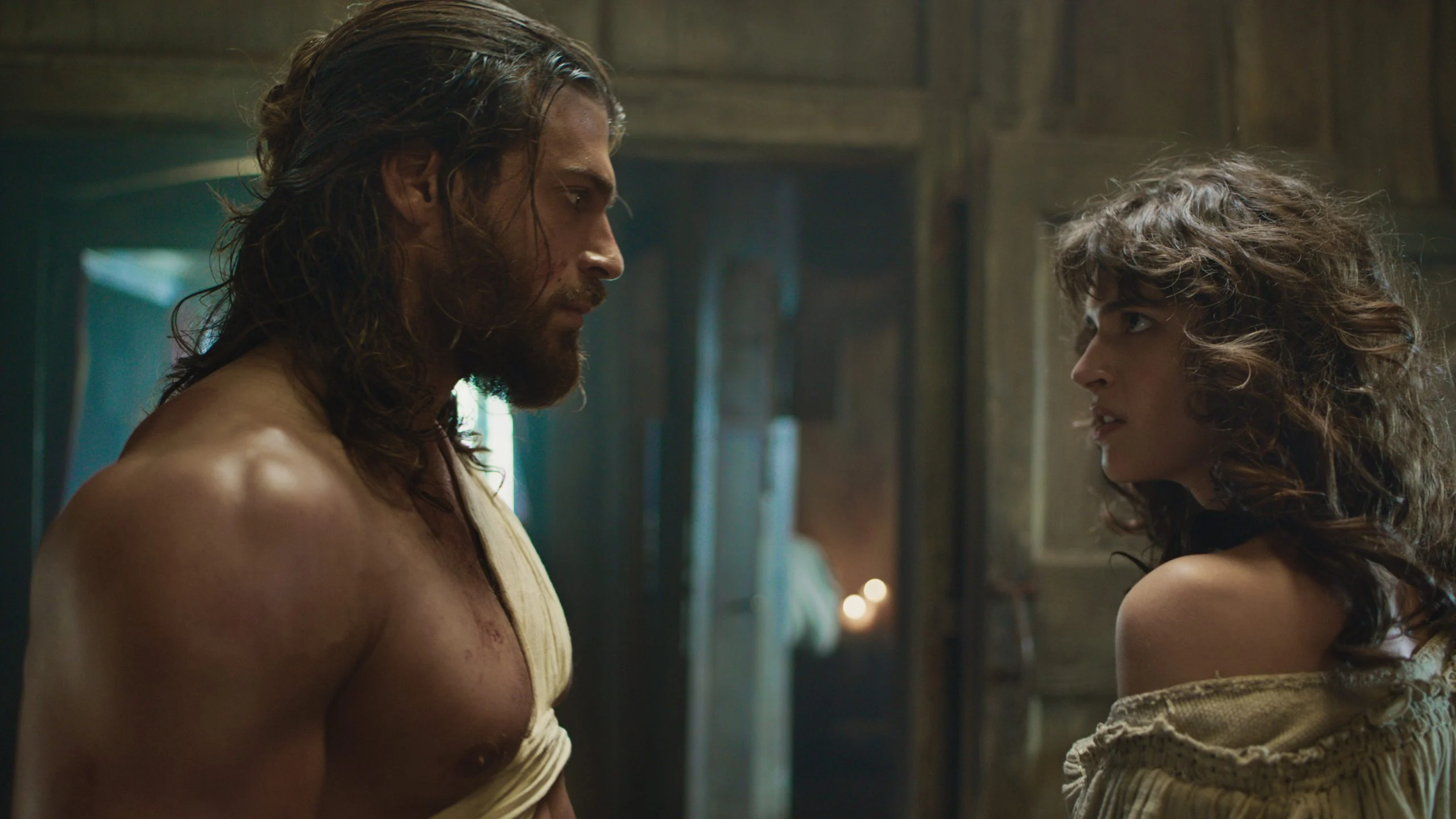 Can Yaman e Greta Ferro em El Turco