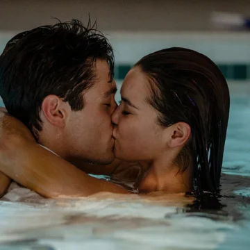 Final de Beijar é Fácil explicado: Sean e Flora ficam juntos?