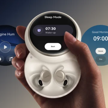 O estojo do Sleep Earbuds 4 Pro tem tela AMOLED para controlar sons, alarmes e visualizar informações do sono. Imagem: Anker soundcore/Divulgação