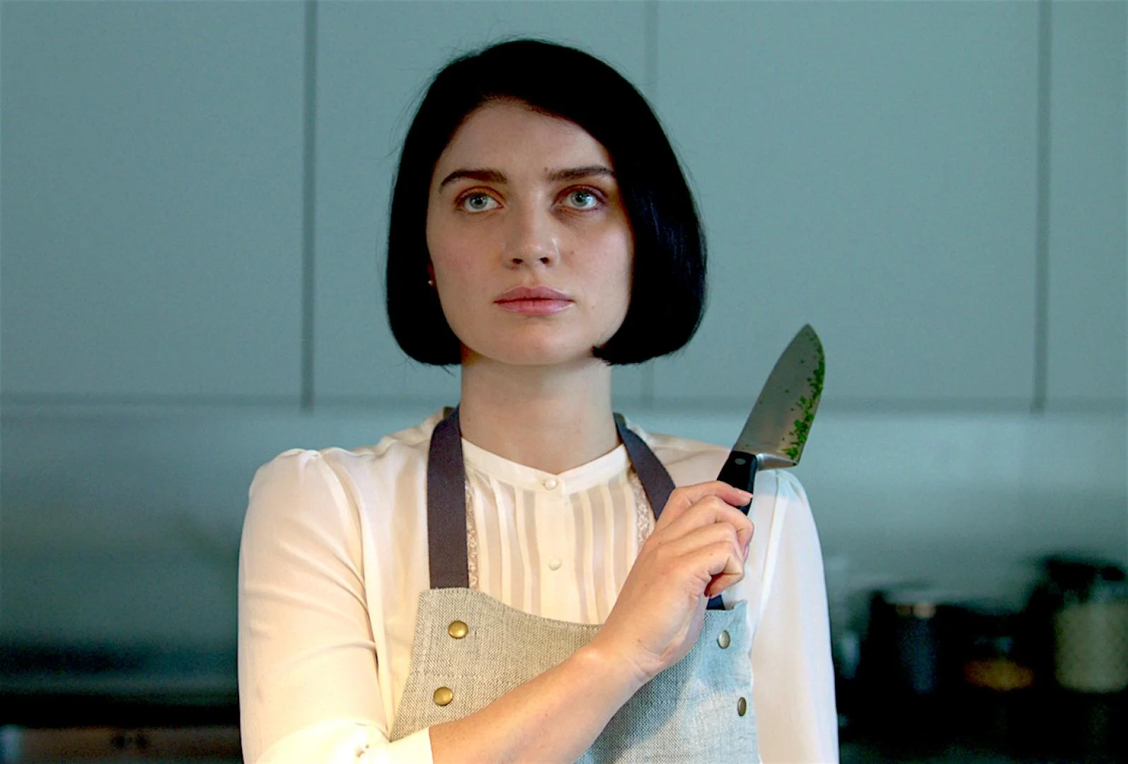 Adele em Por Trás de Seus Olhos, série de suspense psicológico da Netflix