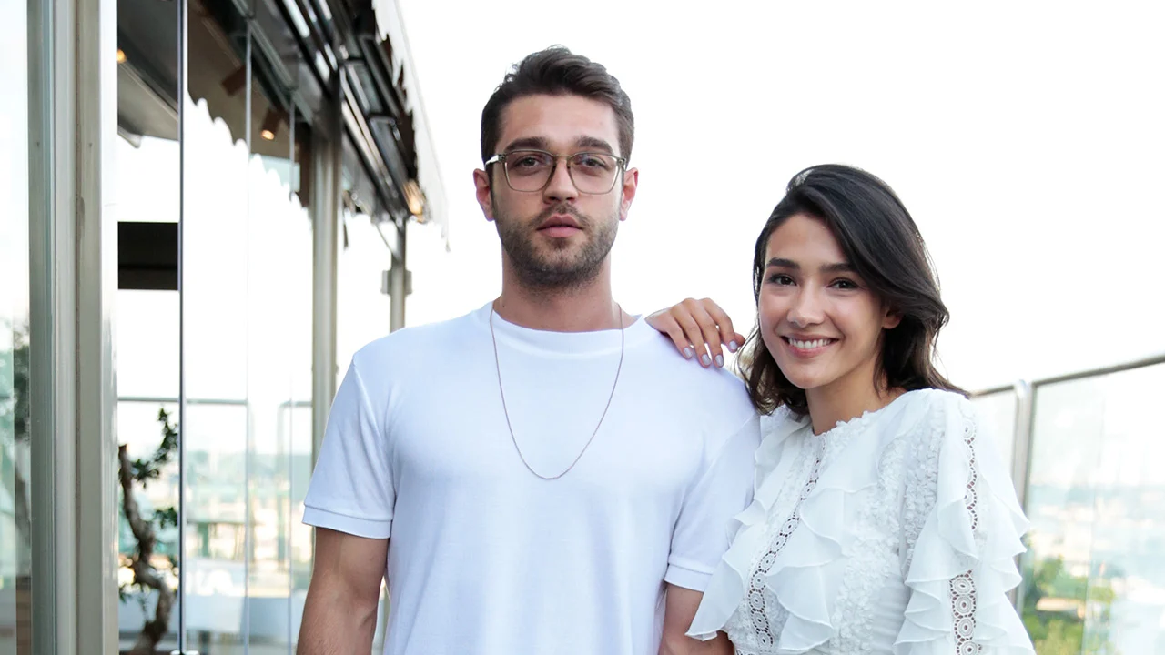 Elenco da novela turca Outra Vez Você, originalmente Her Yerde Sen