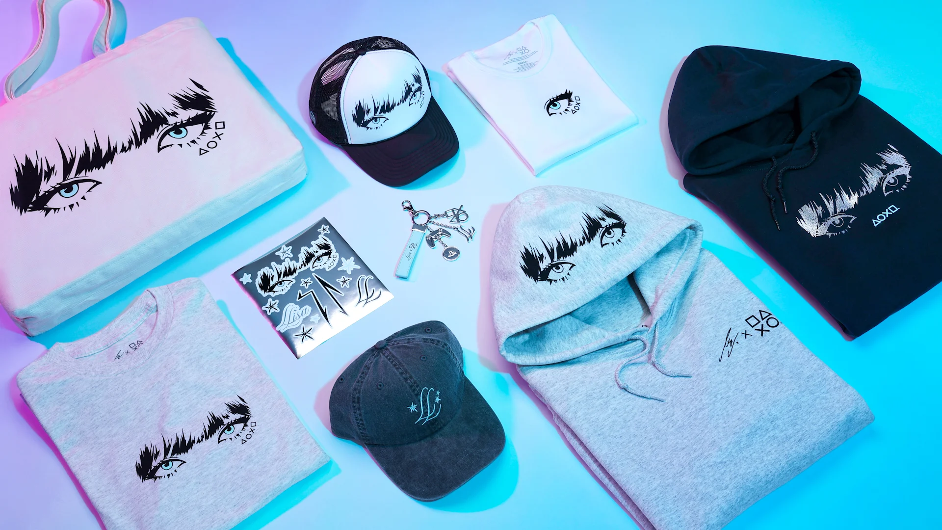Coleção Lisa x PlayStation com moletons camisetas bonés bolsa e acessórios