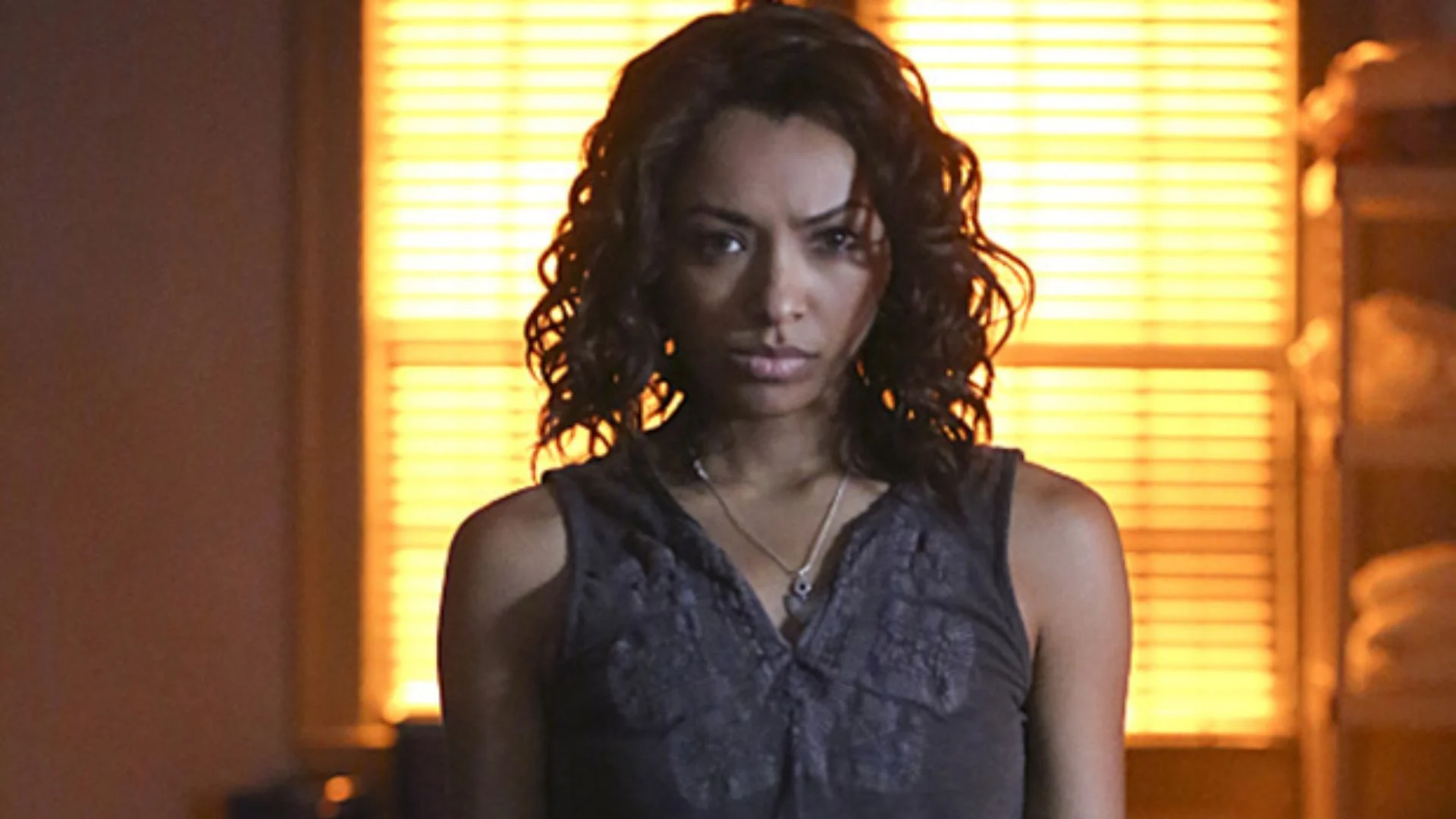 Kat Graham diz que não voltaria a interpretar sua personagem em reboot de  "The Vampire Diaries" - Cinebuzz