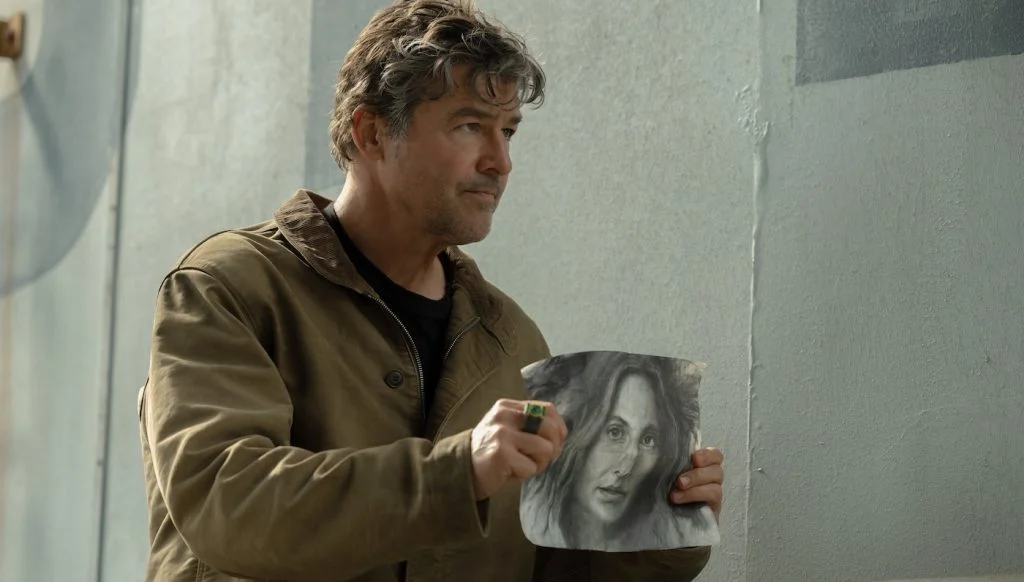 Kyle Chandler como Hal Jordan em Lanternas