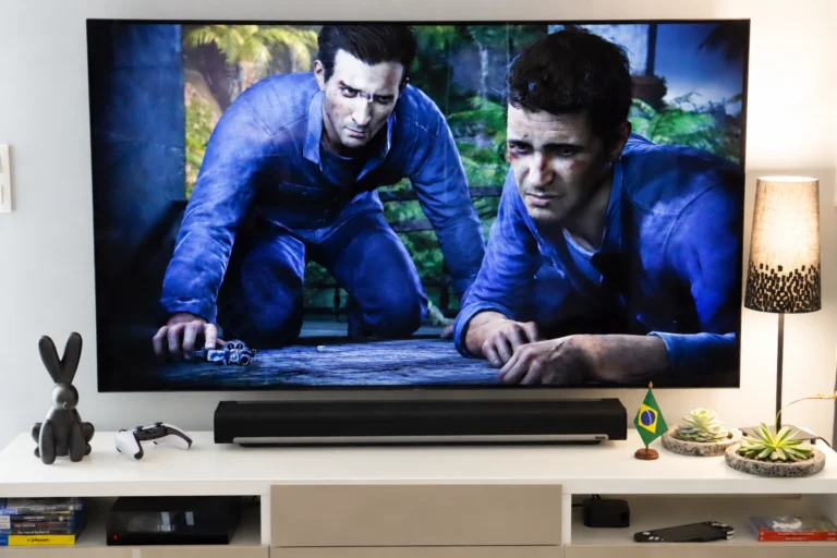 LG, TCL e Samsung entram no guia, que compara orçamento, tamanho e recursos; veja quando compensa pagar por OLED ou escolher uma tela maior.
