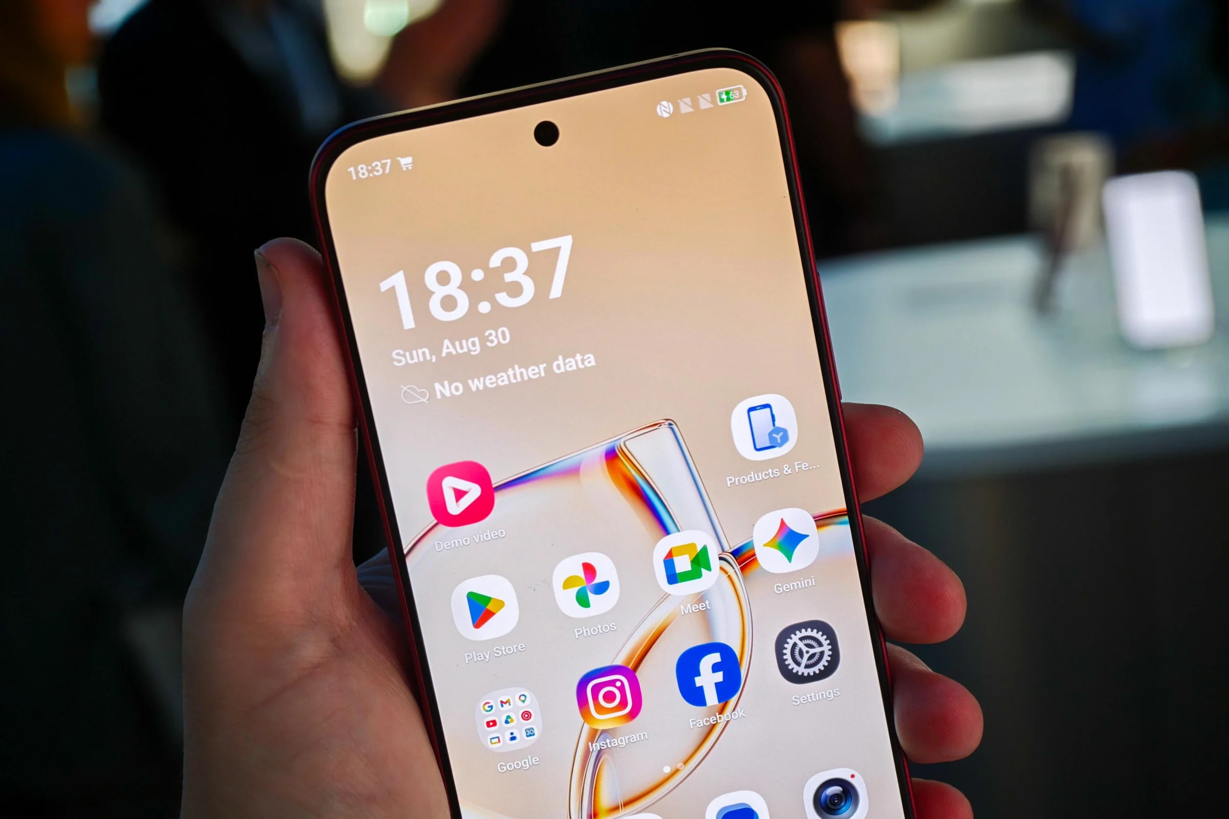 TCL P80 Ultra sendo demonstrado durante a IFA 2026