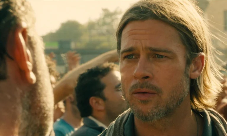 Brad Pitt interpretou Gerry Lane no primeiro Guerra Mundial Z, lançado em 2013. Imagem: Paramount Pictures/Reprodução TF1.