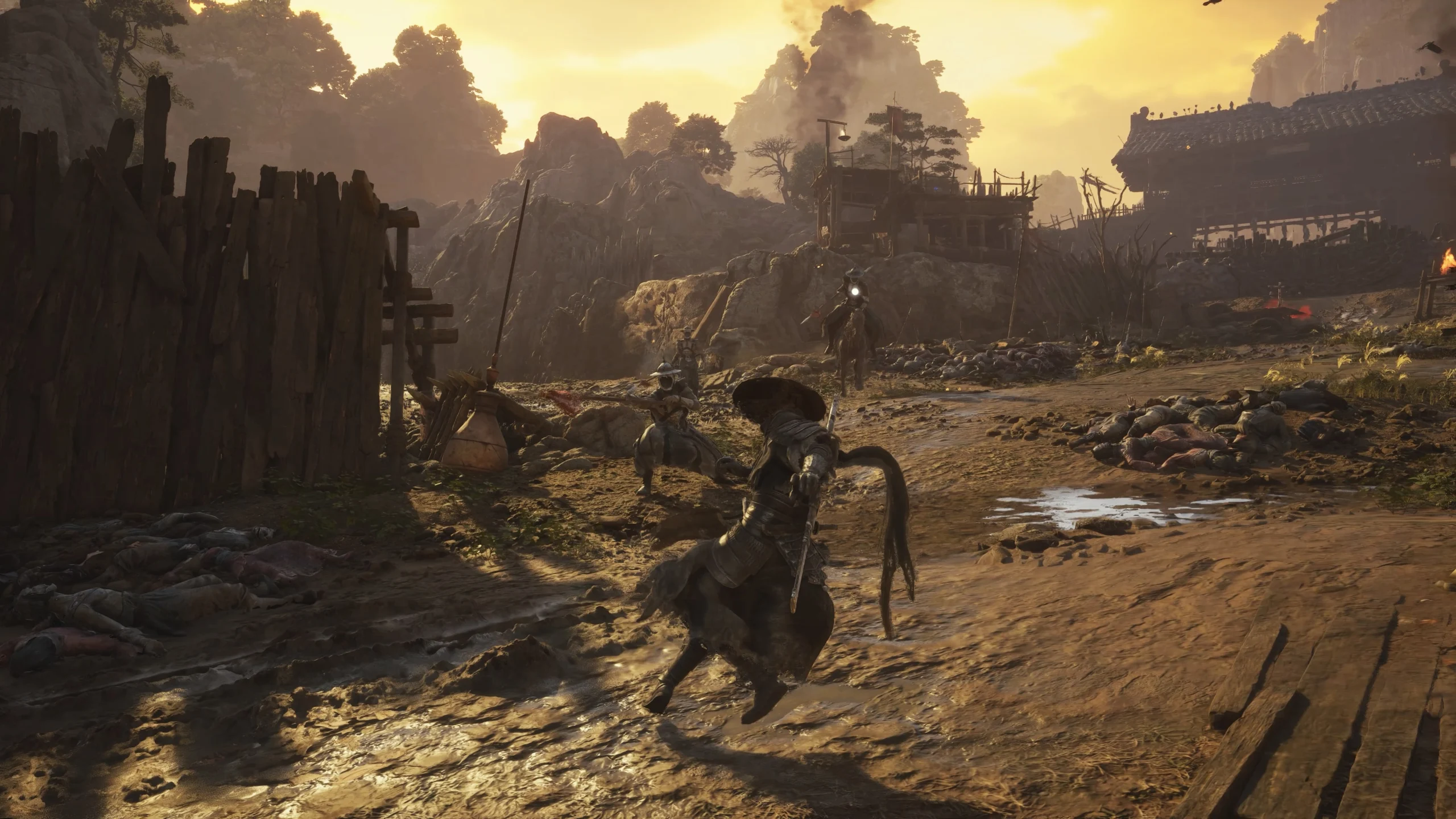Campo de batalha de Phantom Blade Zero com guerreiros montados a cavalo diante de montanhas e fortificações