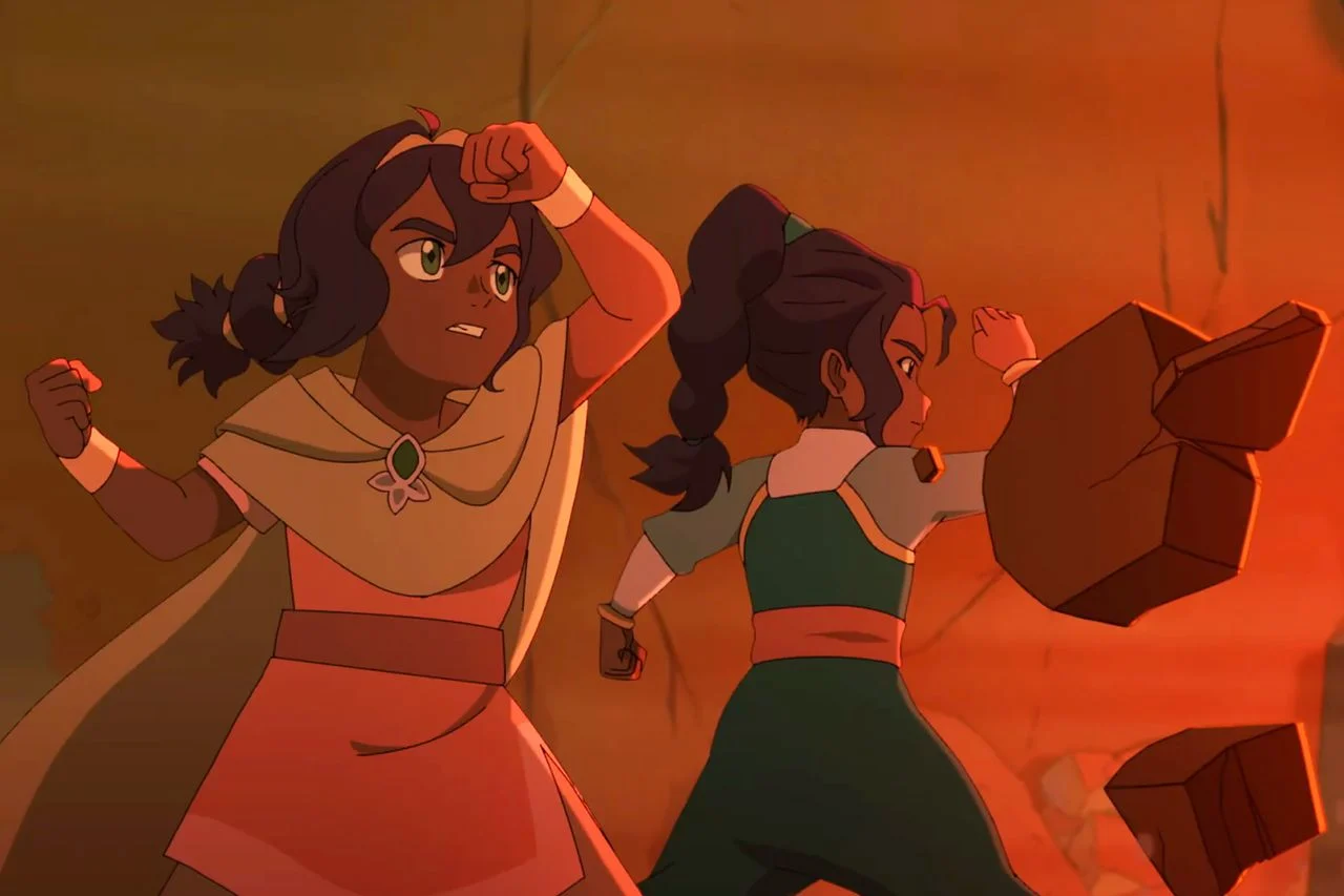 Pavi e Nisha, protagonistas de Avatar: Os Sete Refúgios, aparecem em uma cena de ação da animação