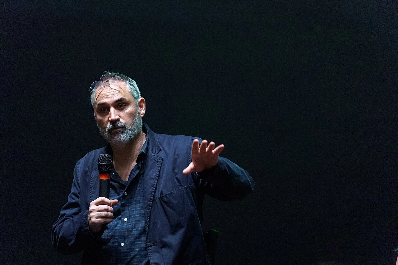 Alex Garland durante apresentação no festival South by Southwest em 2024