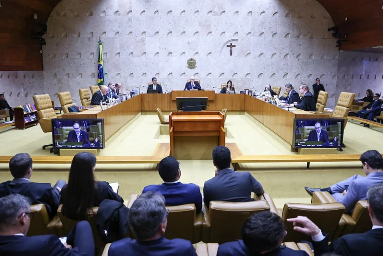 Sessão de julgamento no plenário do Supremo Tribunal Federal, em Brasília