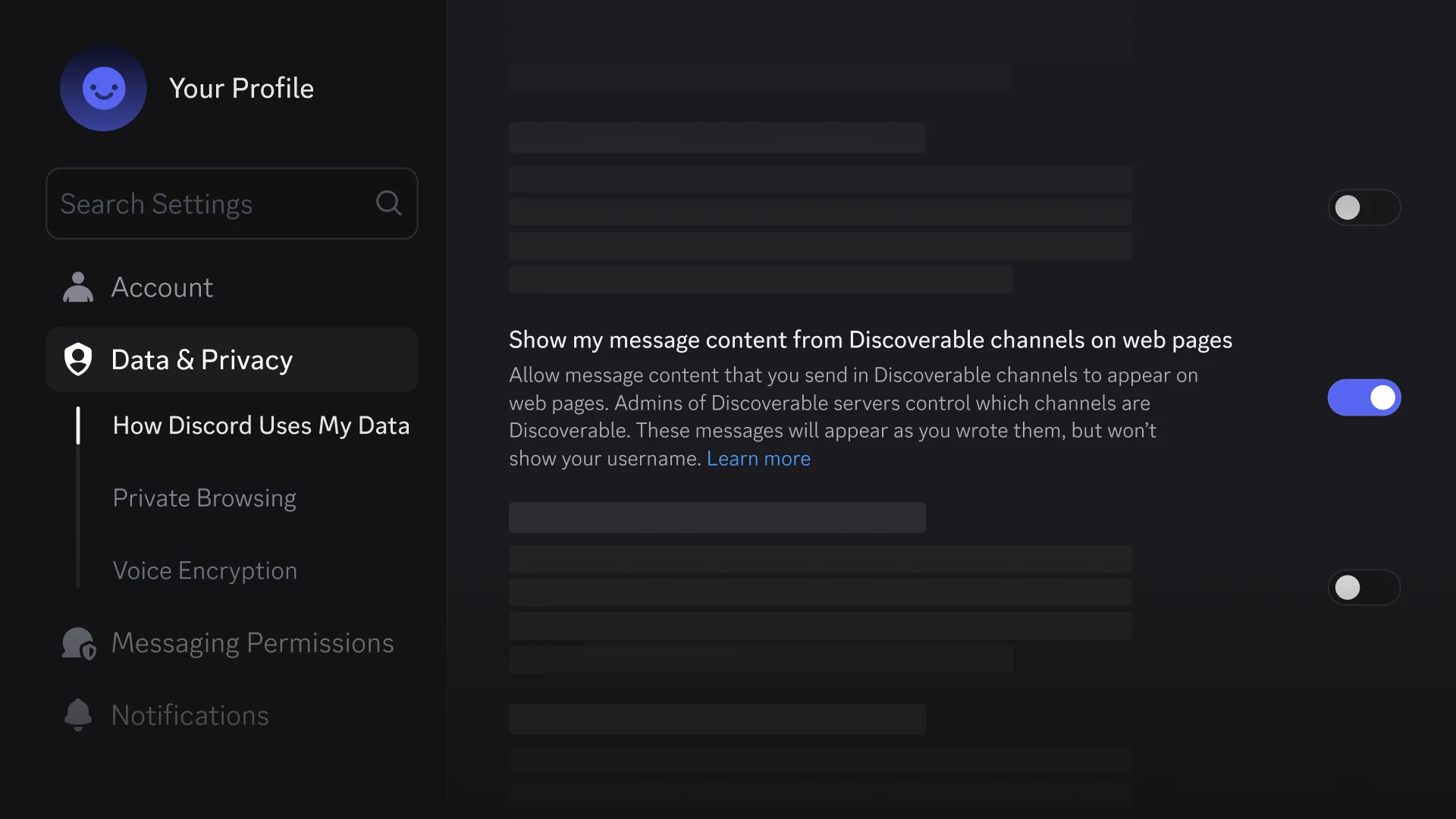 Tela oficial do Discord com a opção de mostrar conteúdo de mensagens de canais do Descobrir em páginas da web