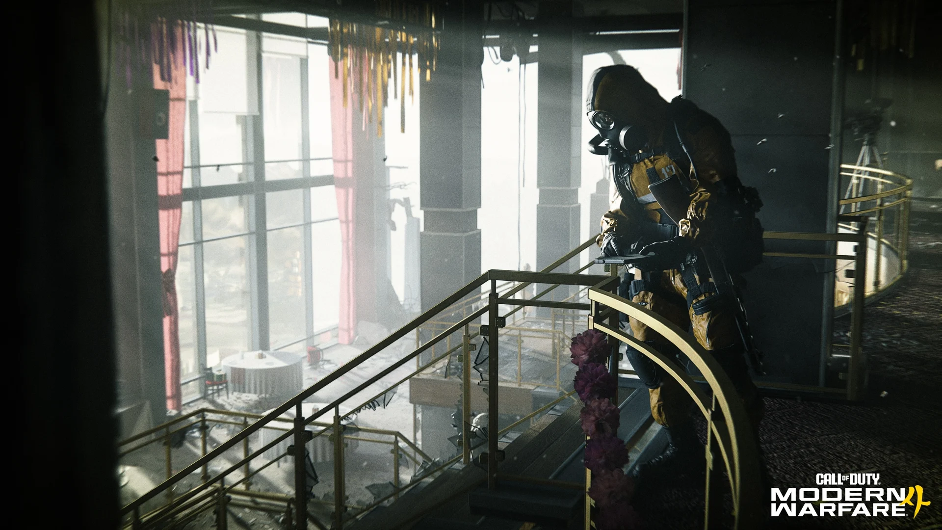 Operador com máscara e equipamento tático dentro de um edifício em Modern Warfare 4