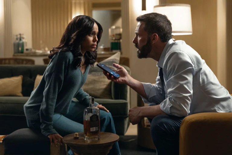 Kerry Washington e Ben Affleck interpretam Abigail e Mark Kimball em uma conversa tensa no filme Sobrevivência