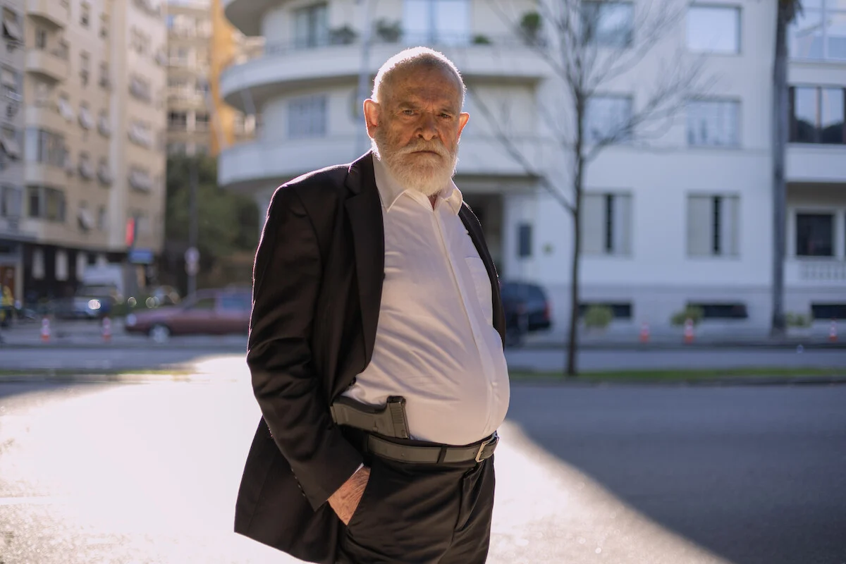 José de Abreu interpreta Bóris Petrov na série Dom de Iludir da Netflix