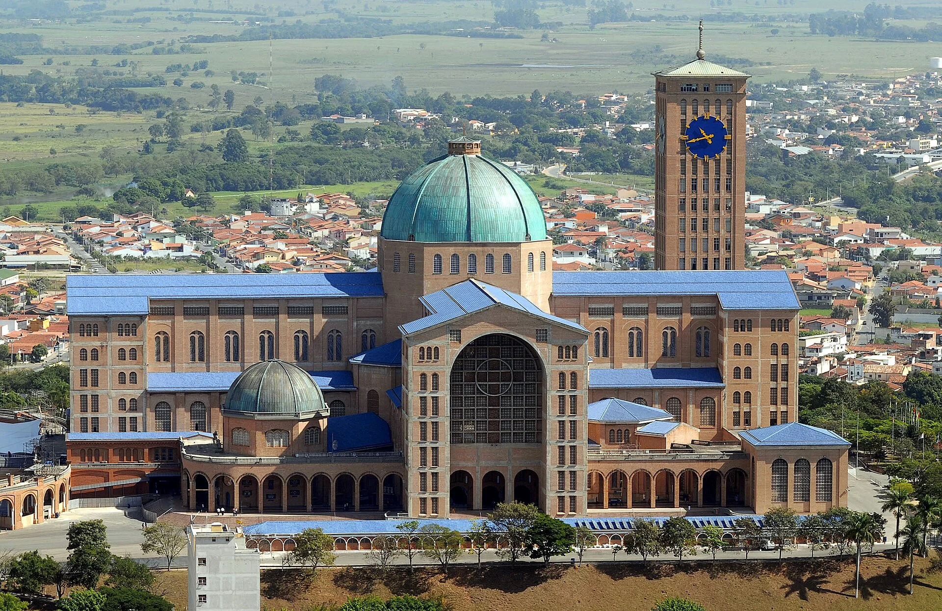 Santuário Nacional de Nossa Senhora Aparecida em São Paulo