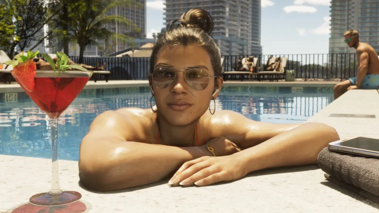 Lucia de GTA 6 pratica golpes diante de um saco de pancadas