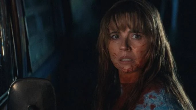 Atriz Linda Cardelline, na série Crystal Lake